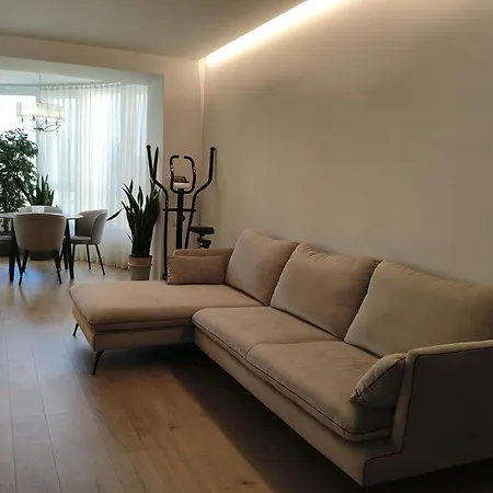 кленовая Apartment *